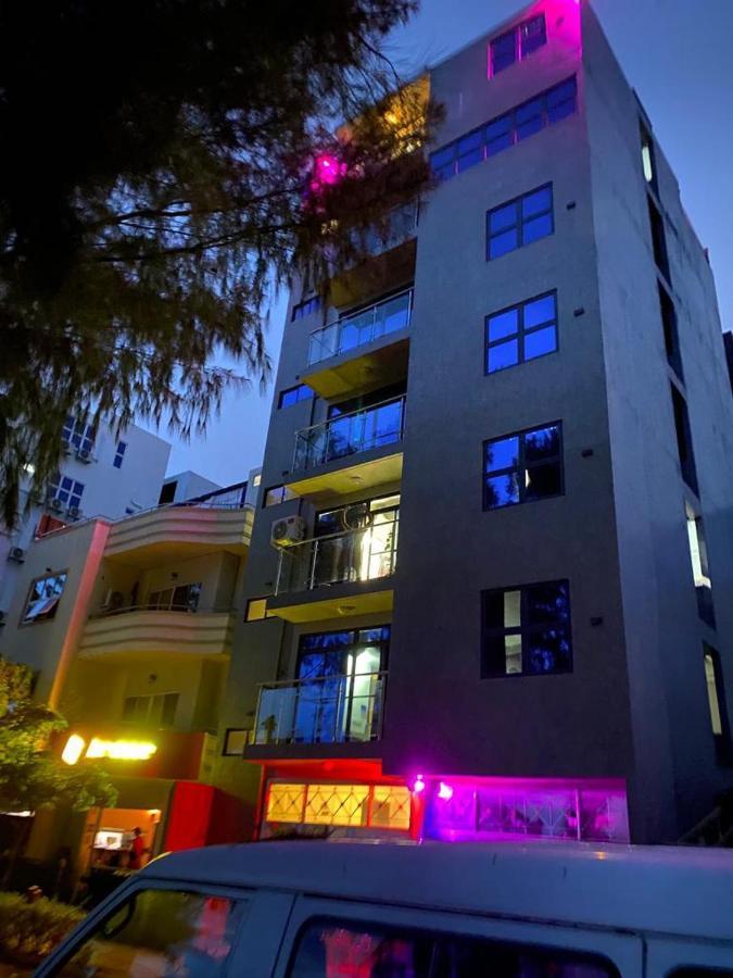 White Beach Holiday At Hulhumale' Exterior photo